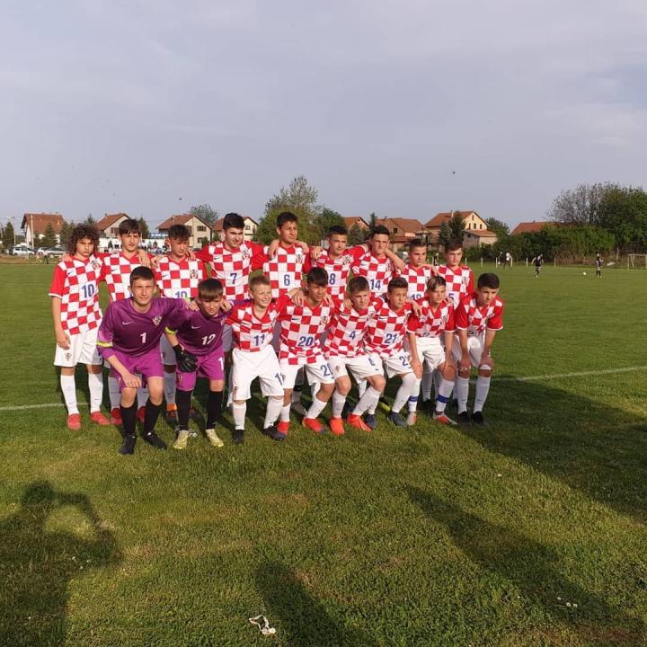 包含哈兰德新星问鼎冠军表现惊艳，瑞士队未来可期！的词条