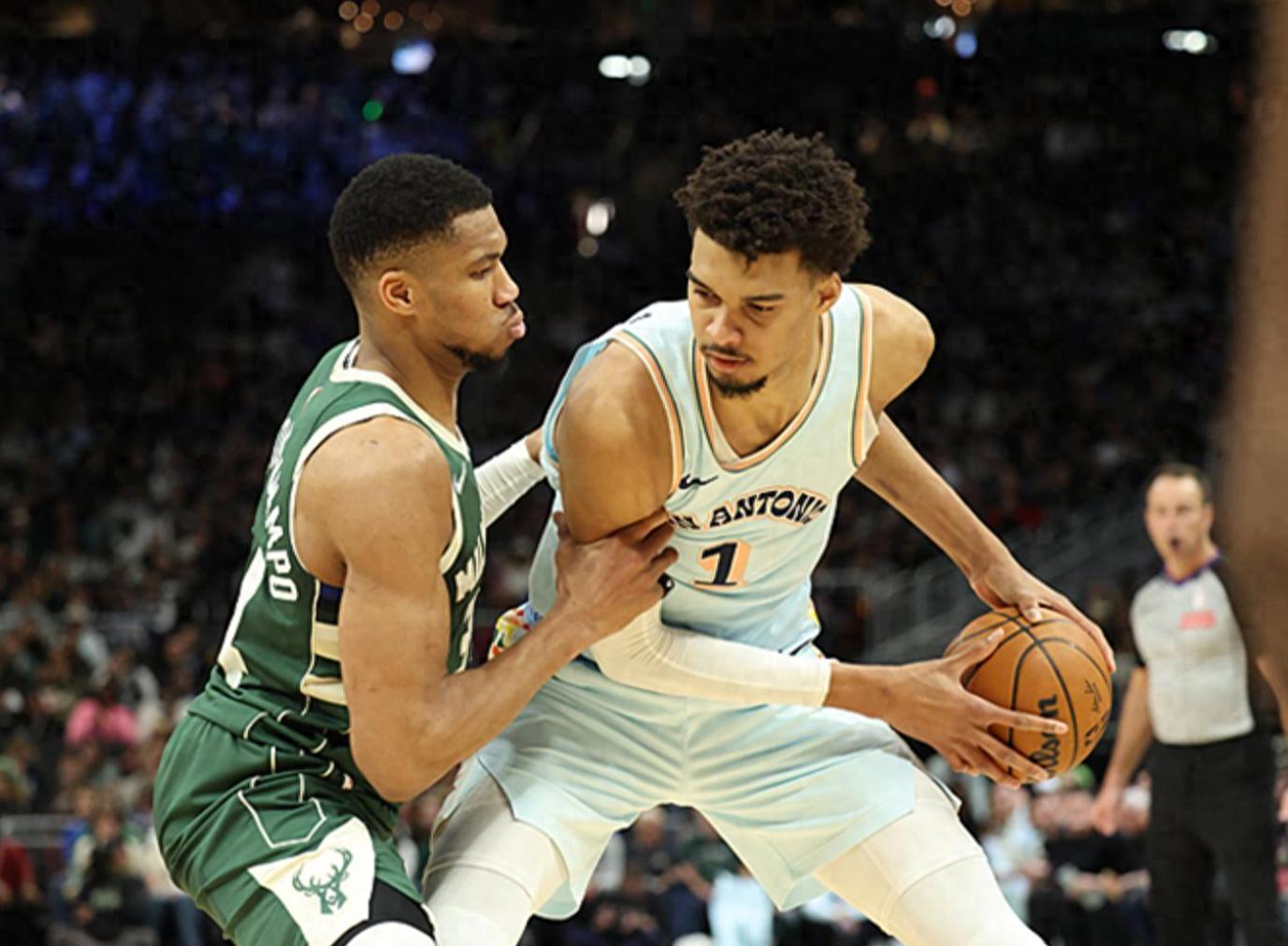  莎拉波娃巅峰对决，字母哥与70激战勇士分钟，高光表现胜负难料！