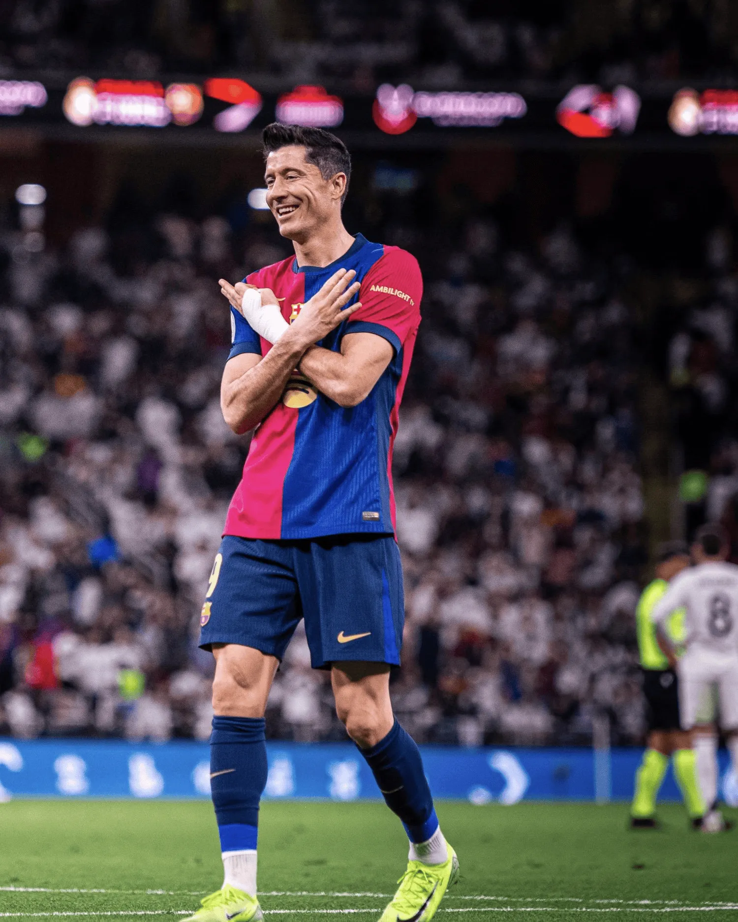  莱万多夫斯基新星回归赛场表现惊艳，利物浦未来可期！